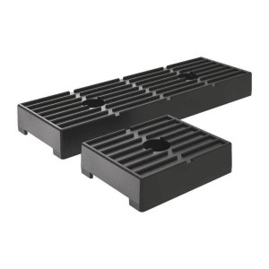 DOMAR Trailers black Rubber pad 300x100xh32.5mm MT2805219