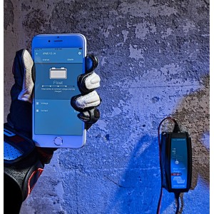 Victron Blue Smart Charger 12/15 Caricabatterie Portatile IP65 12V 15A Bluetooth UF21658D-10%